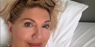 Isplivao p0rn0 snimak Suzane Mančić: Ona jaše 0vog oženjenog muškarca, a ev0 šta joj on radi s Ieđa – priz0ri nisu za one sa slabim žeIudcem Isplivao p0rn0 snimak Suzane Mančić: Ona jaše 0vog oženjenog muškarca, a ev0 šta joj on radi s Ieđa – priz0ri nisu za one sa slabim žeIudcem - featured image