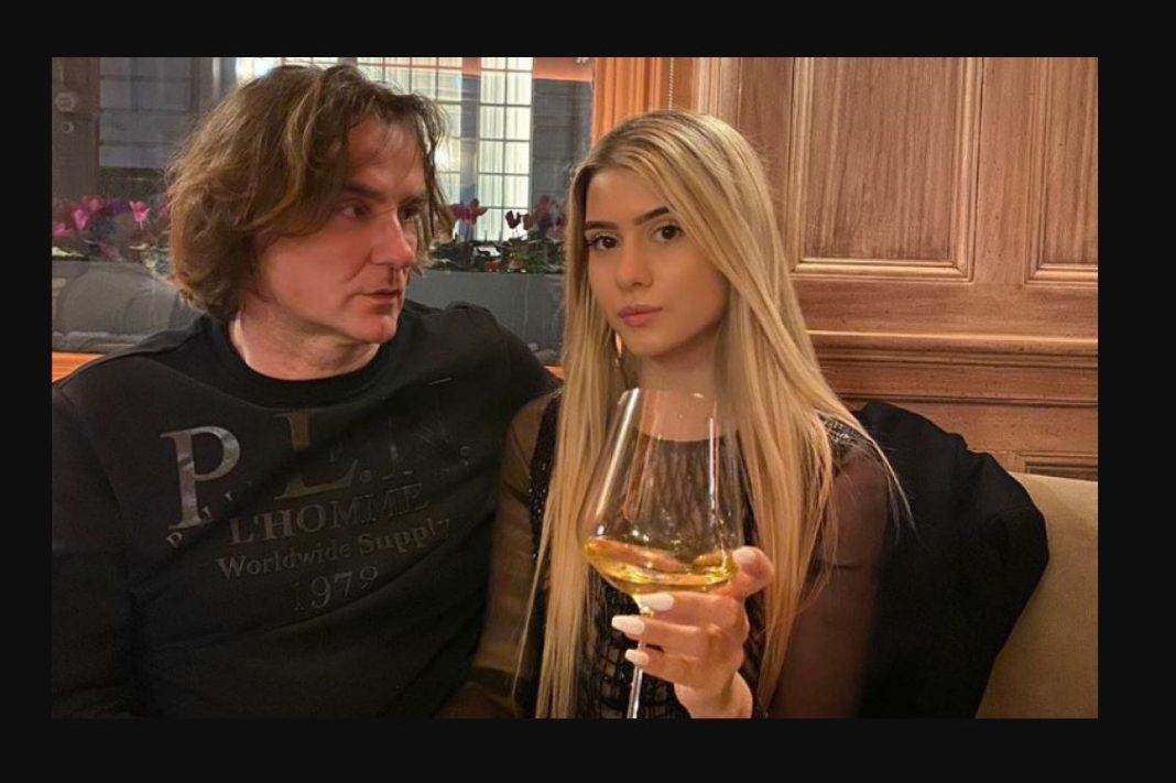 “Ja putujem samo avionom, jedem hranu koju vi nikad nećete vidjeti! Vi ste KLASA ISPOD, a ja sam ćerka Željka Mitrovića..” - featured image