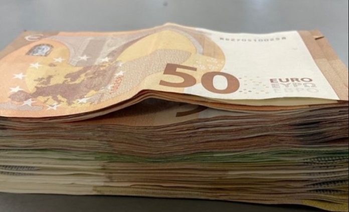 Imate 20 godina radnog staža i bili ste prijavljeni na minimalac? Pogledajte koliku penziju možete da očekujete - featured image