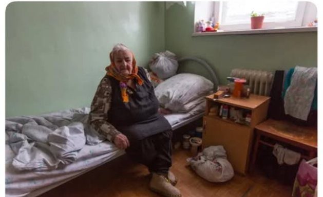 Do smrti je gledala u vrata i čekala sina da je posjeti u bolnici: Priča iz sobe broj 6 rasplakala i doktore Do smrti je gledala u vrata i čekala sina da je posjeti u bolnici: Priča iz sobe broj 6 rasplakala i doktore - featured image