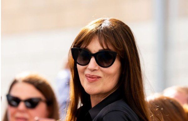 Žena počinje zaista da stari kada prestane da radi sledeće 4 stvari i nema veze sa godinama: Tvrde psiholozi Žena počinje zaista da stari kada prestane da radi sledeće 4 stvari i nema veze sa godinama: Tvrde psiholozi - featured image