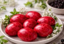 Na OVAJ NAČIN Ruskinje dobijaju NAJLEPŠE CRVENE NIJANSE I EFEKAT MERMERA: Uskršnja jaja izgledaju nestvarno, a tehnika je potpuno prirodna Na OVAJ NAČIN Ruskinje dobijaju NAJLEPŠE CRVENE NIJANSE I EFEKAT MERMERA: Uskršnja jaja izgledaju nestvarno, a tehnika je potpuno prirodna - featured image