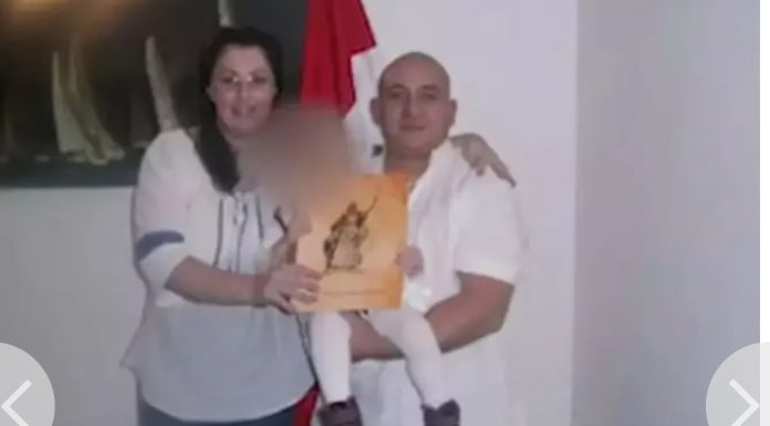 Ubio ženu dok je kćerka (15) bila u kući, pa onda njoj uradio ovo: Komšije u šoku, ovako je uhvaćen Ubio ženu dok je kćerka (15) bila u kući, pa se ispovjedio kod sveštenika: Komšije u šoku, ovako je uhvaćen - featured image