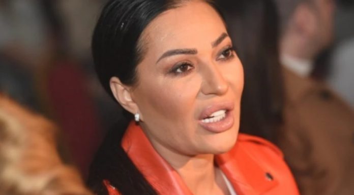 Zauvijek nas napustila, Veljko grca u suzama: Tragične vijesti iz porodice Ražnatović potvrđene jutros Zauvijek nas napustila, Veljko grca u suzama: Tragične vijesti iz porodice Ražnatović potvrđene jutros - featured image