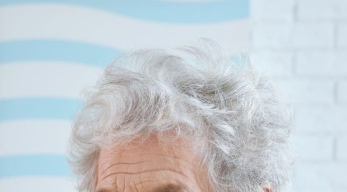 Ne pijte običnu vodu posle 60 godina: 1 trik brzo poboljšava cirkulaciju krvi Ne pijte običnu vodu posle 60 godina: 1 trik brzo poboljšava cirkulaciju krvi - featured image