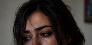 Mnogi muškarci šute o ovome: Evo zbog čega se emocije ugase i prestanu voliti svoju ženu Mnogi muškarci šute o ovome: Evo zbog čega se emocije ugase i prestanu voliti svoju ženu - featured image