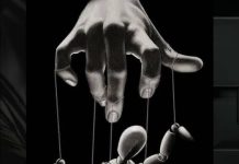 Tri načina kako prepoznati manipulatora u vezi Tri načina kako prepoznati manipulatora u vezi - featured image