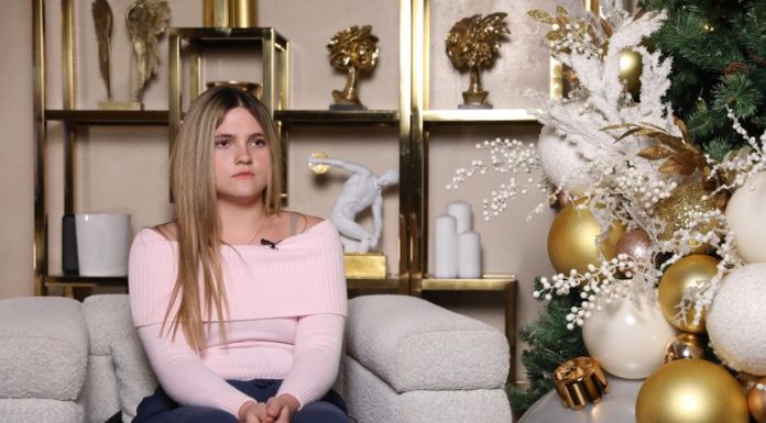 Ne skrivaju više ljubav Nika otkrila s kim je u vezi! Da nije prestar za tebe? Duško i Jelena poludili kad su vidjeli ko je u pitanju, ODLUČILA DA SE UDA ZA BIZNISMENA Ne skrivaju više ljubav Nika otkrila s kim je u vezi! Da nije prestar za tebe? Duško i Jelena poludili kad su vidjeli ko je u pitanju, ODLUČILA DA SE UDA ZA BIZNISMENA - featured image
